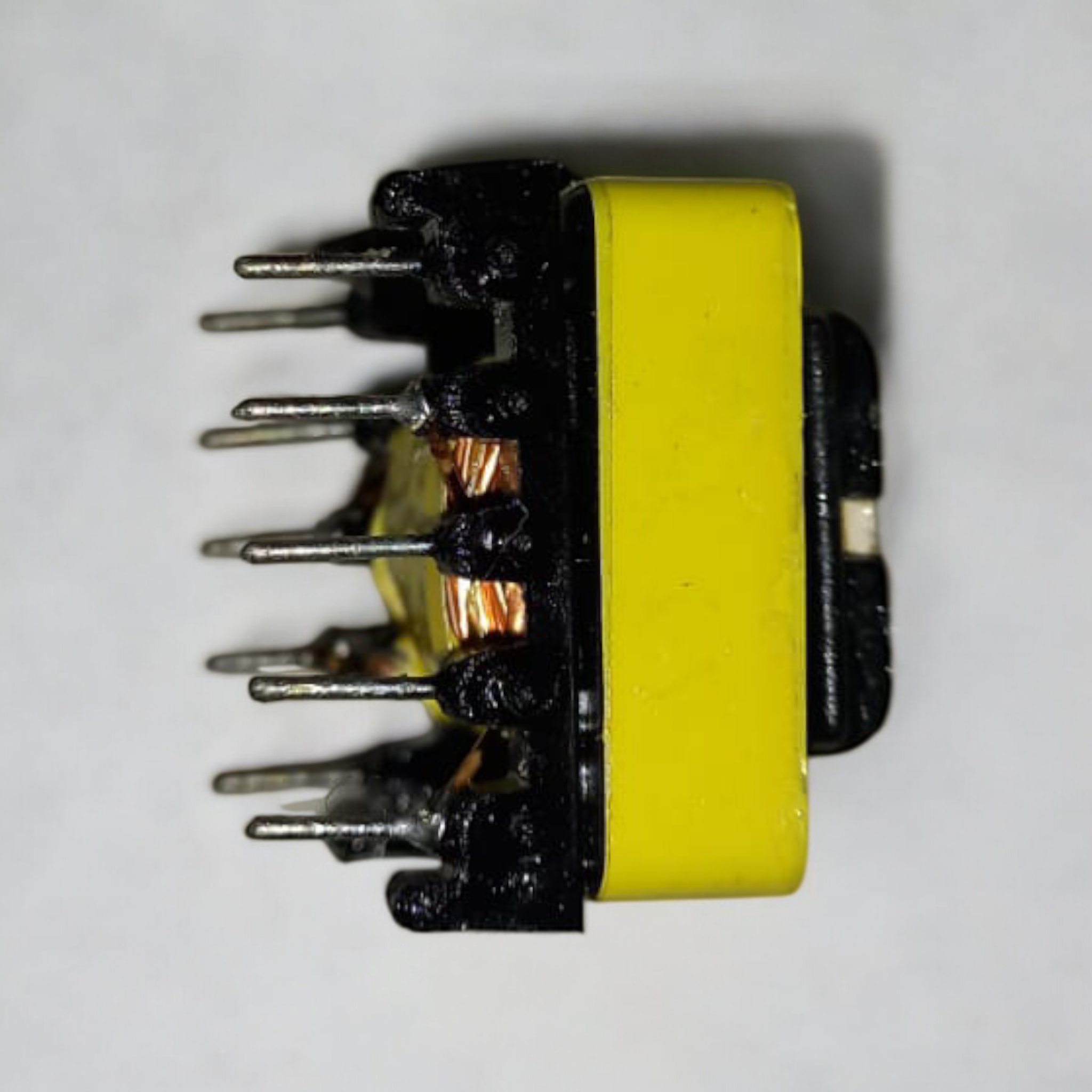 EE 25/13/7, 48/12 Transformer
